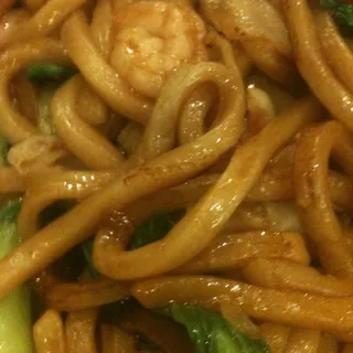 H4. Braised Noodles with Shrimp