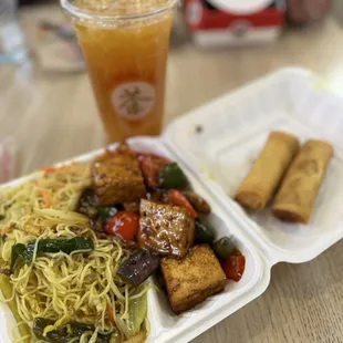 food, ramen and noodles