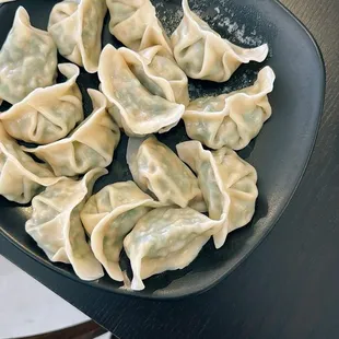 Leek pork boiled dumplings