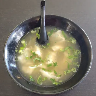 Big Wonton with Bone Soup