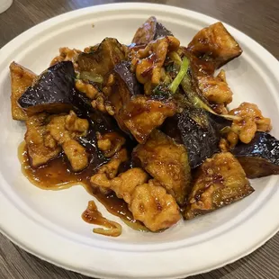 E3. Eggplant in Garlic Sauce &amp; chicken