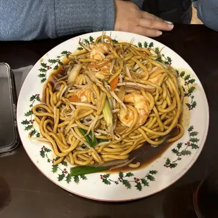 Shrimp Lo Mein