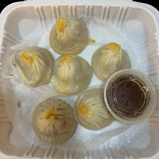Crab Roe Soupy Dumplings 8pcs 6
