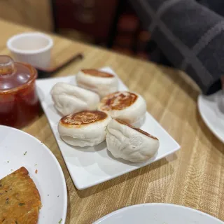 D12. Pan Fried BBQ Pork Bun (5pcs) /