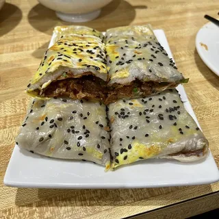 F5. Braised Pork Pancake /