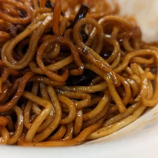 Pork and green onion noodle