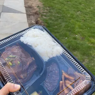 Duck leg bento box