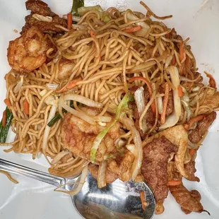 chicken wings and fried chicken, food