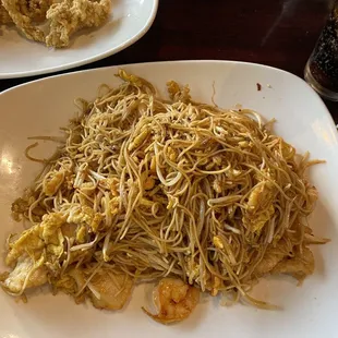 fire noodles with chicken &amp; shrimp