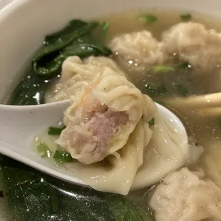 Shrimp pork wontons soup