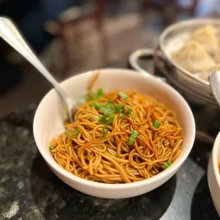 Noodle with scallion oil &amp; Shanghai soy sauce