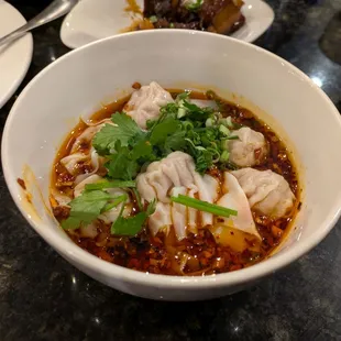 @endoedibles on Instagram 12/15/24
 
 Shanghai Shrimp &amp; Pork Spicy Wontons