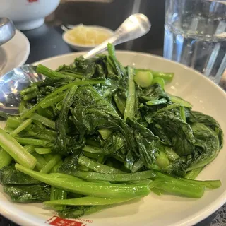 1. Boiled Greens with Oyster Sauce