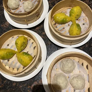 Steamed Pork Dumpling Shanghai Style