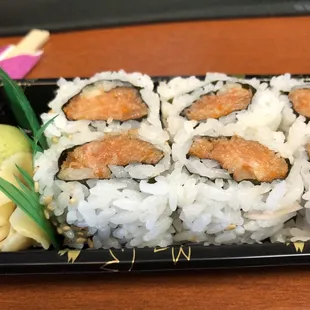 Spicy tuna roll