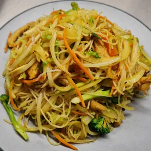 R9. Singapore Mai Fun (Vegan）