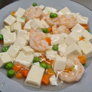 W9. Peeled Shrimp w Tofu