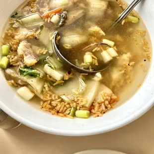 Sizzling rice soup