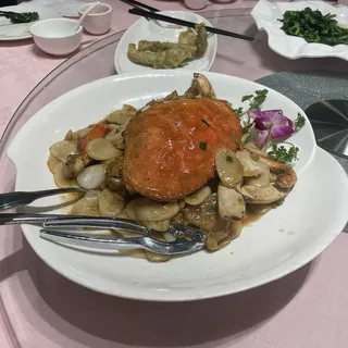 108. Shanghai Style Crab with Ricecake