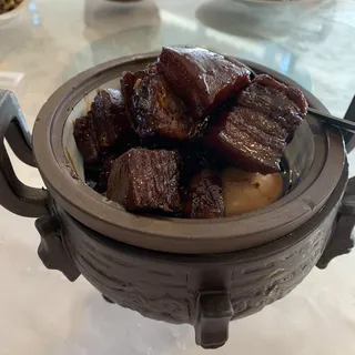 401. Pork with Yellow Chives & Bean Curd