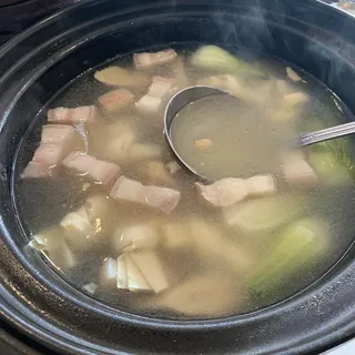 804. Pork Tofu with Vegetable Soup