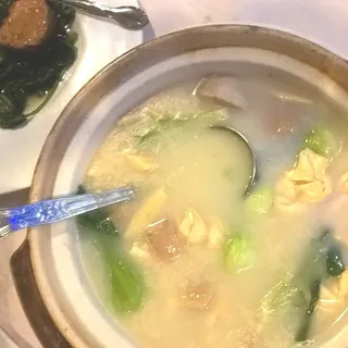 805. Salted Pork with Bamboo Shoot in Pot