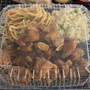 General's Chicken Lunch Special