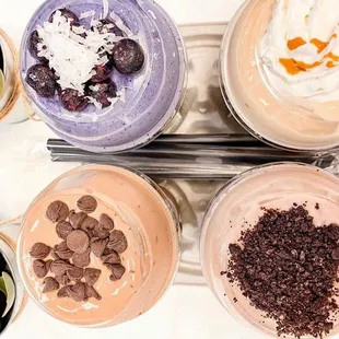 Looking for a healthy lunch ? 
Come and stop by !! We're here until 2 pm