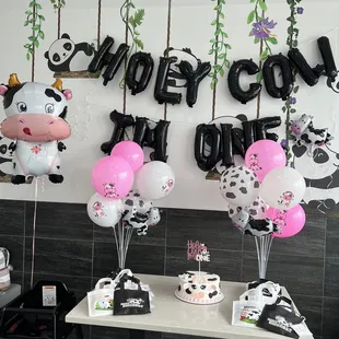 1yo birthday set up at Sharetea Fatty Panda