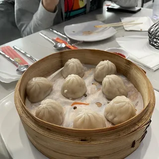 Pork & Crabmeat Soup Dumplings (8) ()