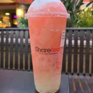 Strawberry ice blended with lychee and ice cream