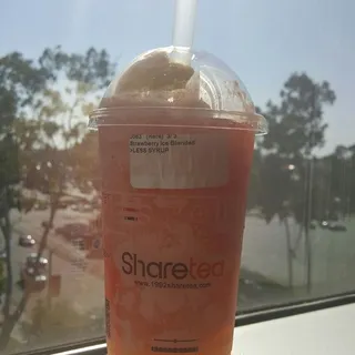 Strawberry Ice Blended with Lychee Jelly and Ice Cream