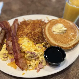 The Shari&apos;s Sampler