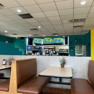 sushi and sashimi, interior