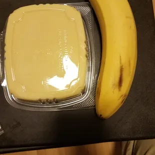 Pudding with Banana on the side
