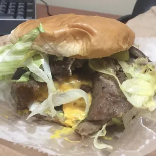 Gyro cheeseburger
