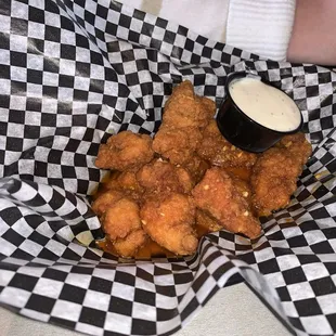 Buffalo Garlic Boneless Wings. Very good.