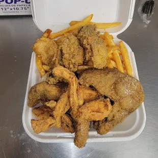 Catfish with bone oysters and frog legs