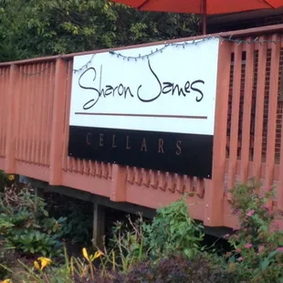 Nice winery at a great location.