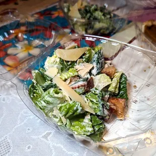 set dinner comes with salad