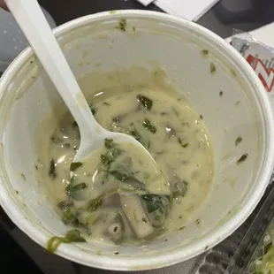 Creamy spinach &amp; mushroom soup.  Yummmm
