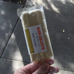 pistachio gelato bar