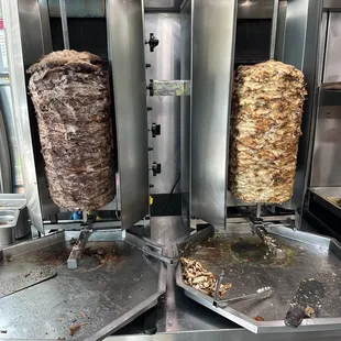Your choice of beef or chicken shawarma!