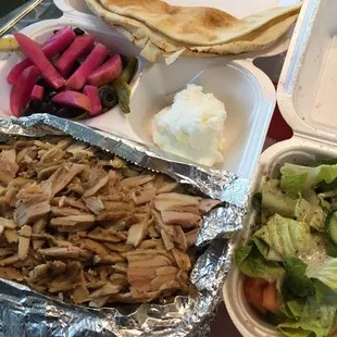 This is from my sliced chicken with rice meal. Nice that you can select from so many sides.