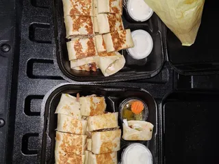 Nadoosh Shawarma
