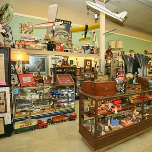 Shawnee Antique Mall, located in Shawnee Kansas
