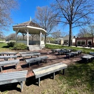 Original band, where local bands still play