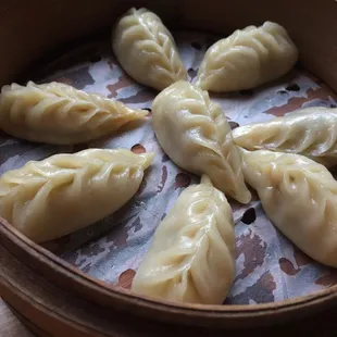 Steamed dumplings