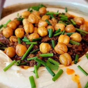 Lamb ragu humus