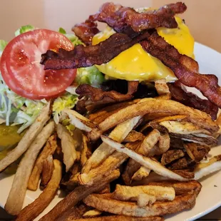 Great Dane Burger = 2x burger, bacon, cheese (w/fries  vs potato salad ordered, 4/13/23)